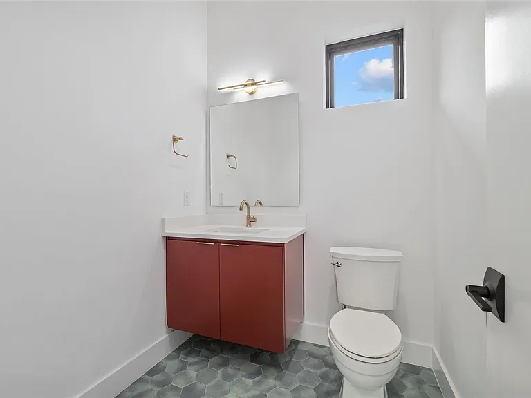 200 N Lake Hills Dr — Photo 28