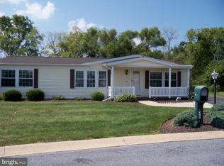 48 Ray Dr, Denver, PA 17517