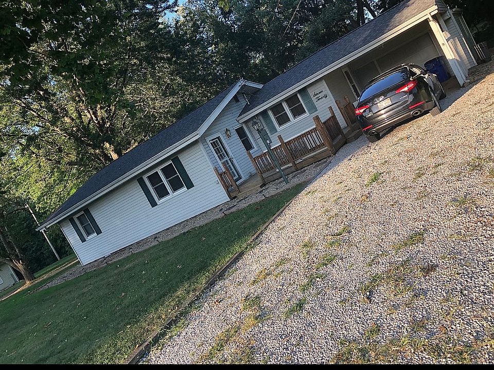 1st image of 720 Excelsior School Rd