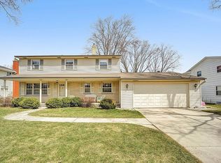 313 Custer Ct, Green Bay, WI 54301