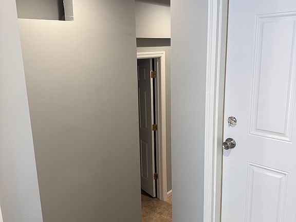 2nd image of 22 E Catherine St #101
