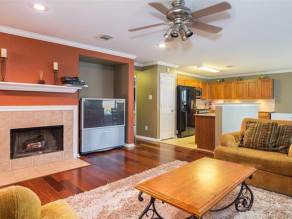 4th image of 2814 Scottsdale Palms Dr
