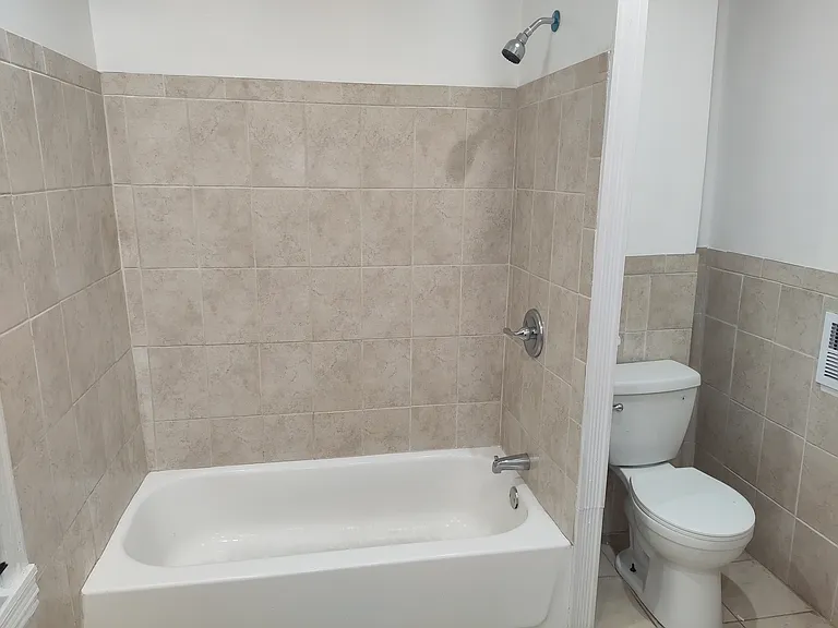2207 N Gratz St — Photo 5