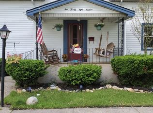 12814 Clinton St, Blue Island, IL 60406