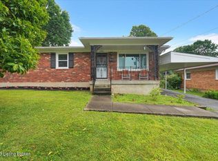 6206 Green Manor Dr, Louisville, KY 40228