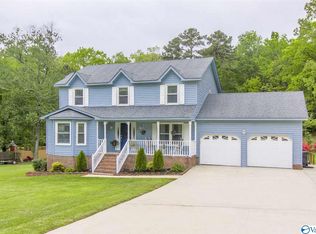 520 Dogwood Pl SW, Decatur, AL 35603