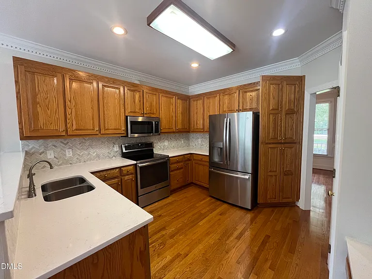 7400 Green Hope School Rd — Photo 15