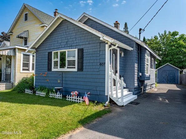 607 Cramer Avenue, Rotterdam, NY 12303