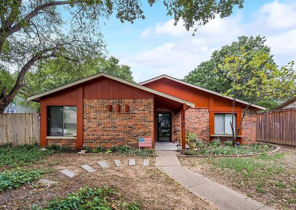 1st image of 766 Dove Cir
