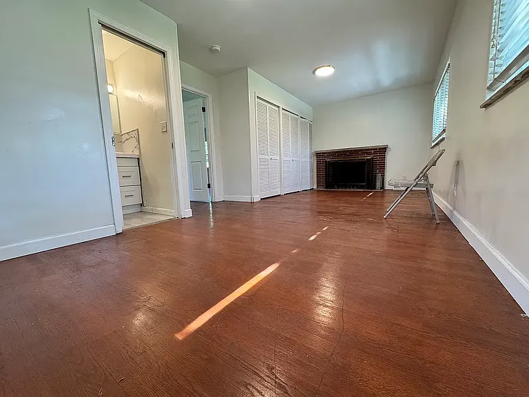 15 Hedgewood Ln — Photo 11