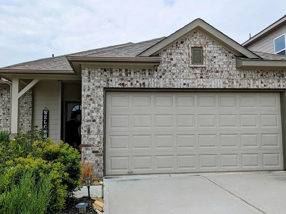 2125 Windy Grove Dr