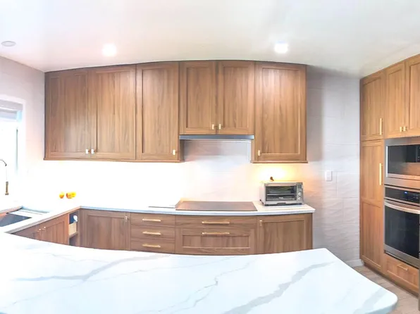 21708 Lake Vista Dr, Lake Forest, CA 92630