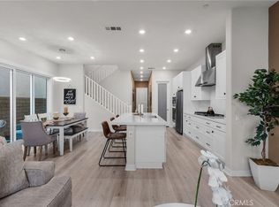 27258 Narrowleaf Willow Ln, Valencia, CA 91381