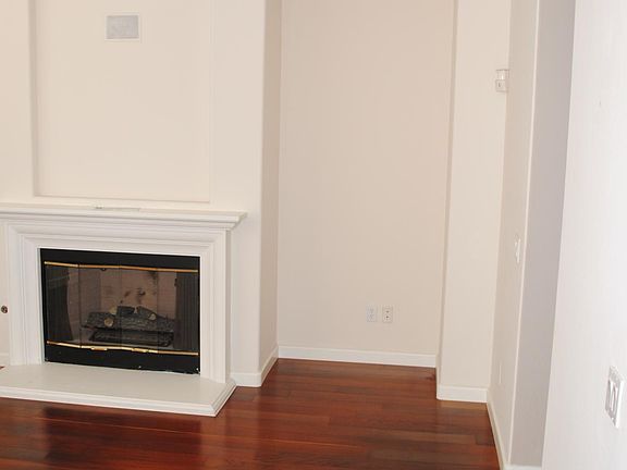2nd image of 772 Calle De Soto