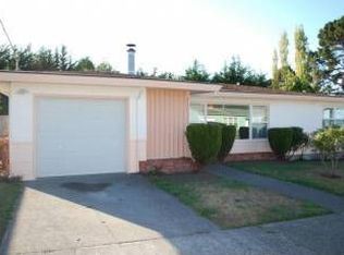 1720 Campton Ln, Fortuna, CA 95540
