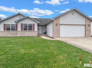 4016 Oakview Dr, Springfield, IL 62712