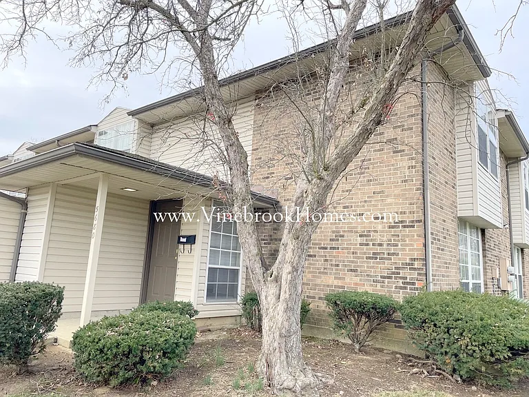5680 Troy Villa Blvd — Photo 13