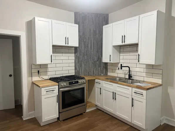 225 N 36th St, Milwaukee, WI 53208