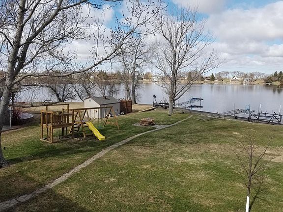 2nd image of 298 Sunrise Dr