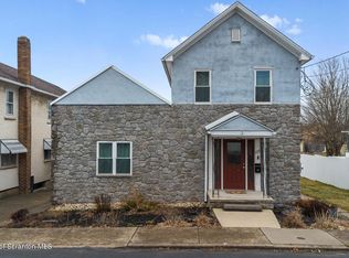 127 Broadhead St, Old Forge, PA 18518