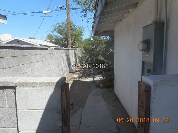 5th image of 3404 Navajo Way