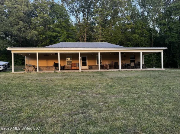 8511 Airport Rd E, Hernando, MS 38632