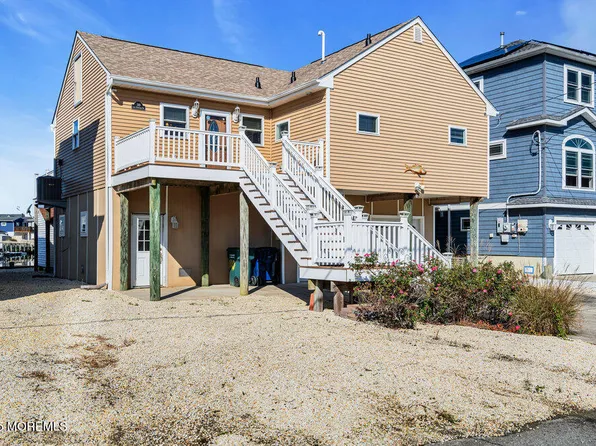 110 Lake Superior Drive, Little Egg Harbor, NJ 08087