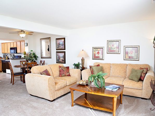 SouthRidge Apartments and Townhomes | 160 Thoroughbred Cir, Arden, NC
