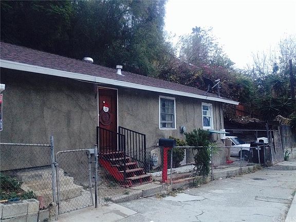 2nd image of 906 Miller Ave