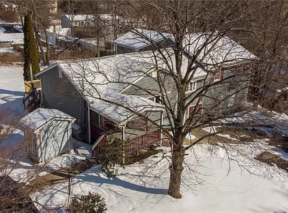 3rd image of 14 Kobelt Dr