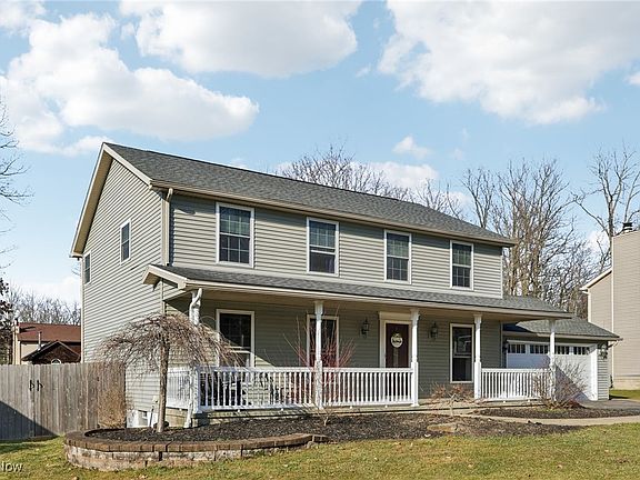 3rd image of 3140 Meanderwood Dr