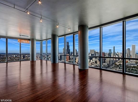 2nd image of 1211 S Prairie Ave APT 6105P