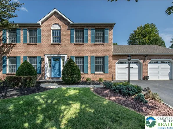 4940 Matts Dr, Bethlehem, PA 18017