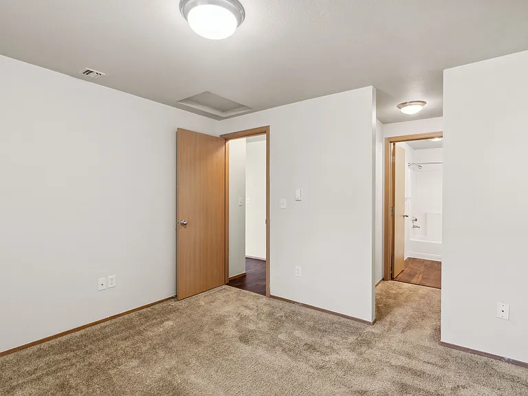 2 Bed 2 Bath Standard - 844 Sq Ft 2 Bed 2 Bath Standard - 844 Sq Ft