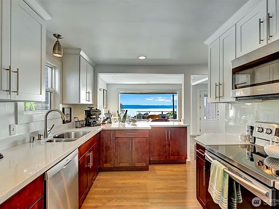 2nd image of 10825 Marine View Drive SW