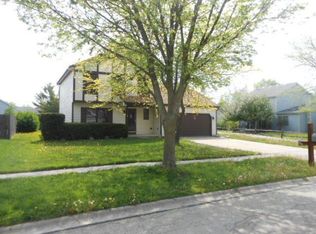1826 Quail Ct, Woodstock, IL 60098