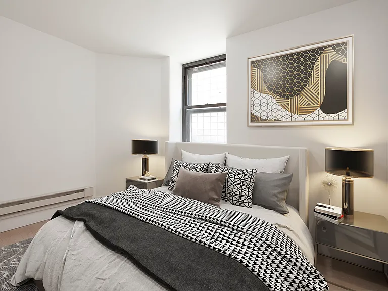 130 E 37th St #1S — Photo 3