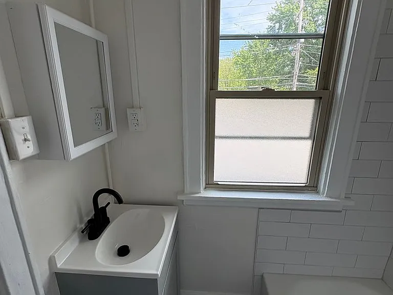 1008 Parsons Ave — Photo 8