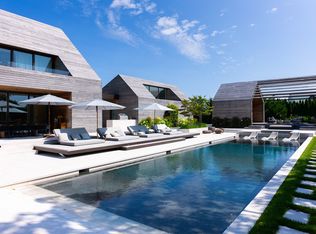 135 Newlight Ln, Water Mill, NY 11976