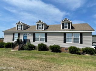 1251 Twisting Creek Rd, Greenville, NC 27834