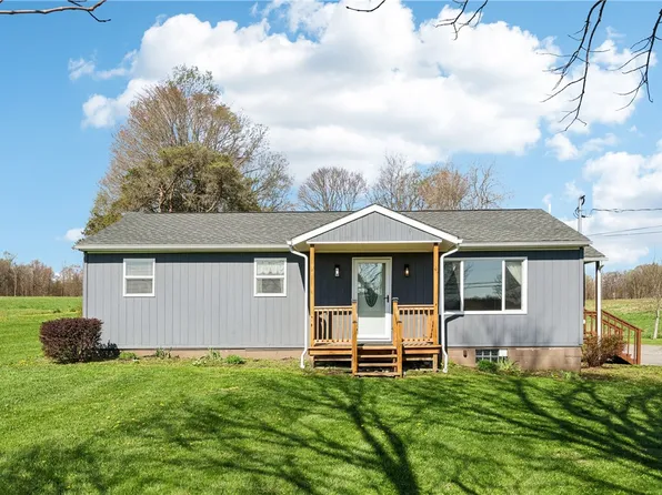 223 Diamond Rd, Grove City, PA 16127