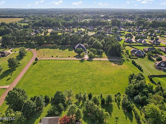 5th image of Arrington Dr Lot 16