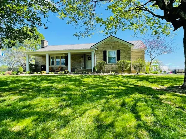 506 Old Hodgenville Rd, Greensburg, KY 42743