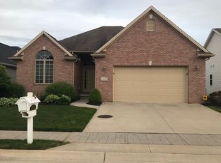 2328 Castlebrooke Ln, Sylvania, OH 43560