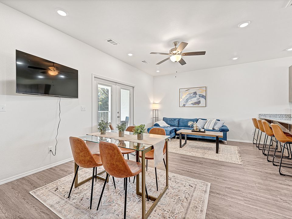 1st image of 1011 S Benchmark Ln #2