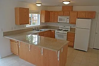 3 bed, 2.5 bath, 1500 sqft, $2,495 — Photo 4