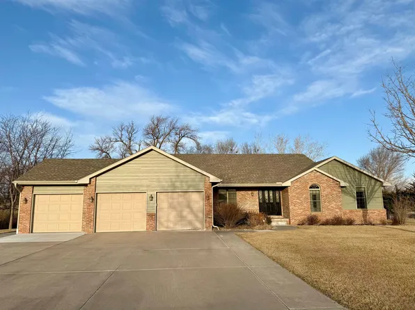 3110 S Smokey Hill Rd, Hastings, NE 68901
