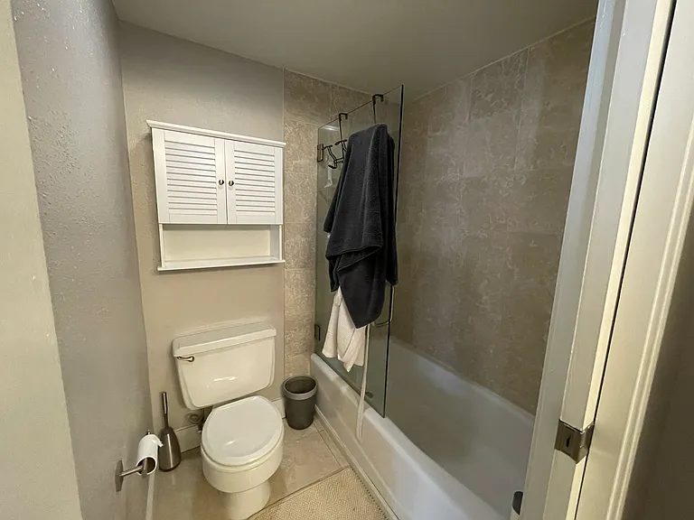 2201 3rd Ave #1701 — Photo 10