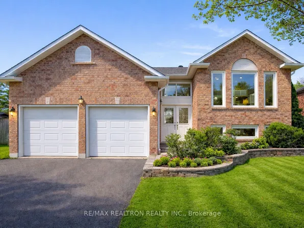 43 Kingsgate Cres, East Gwillimbury, ON L0G 1M0