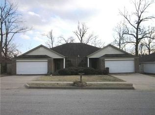 2993 W Marigold Dr, Fayetteville, AR 72704